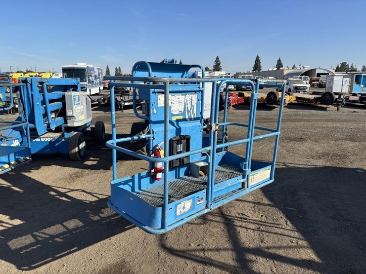 2009-genie-z-45/25-telescopic-boom-lift-image-6