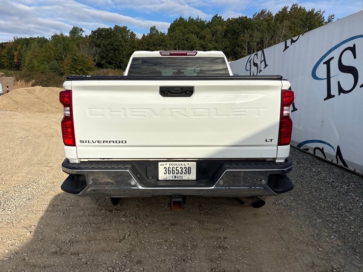 2022-chevrolet-2500-image-4