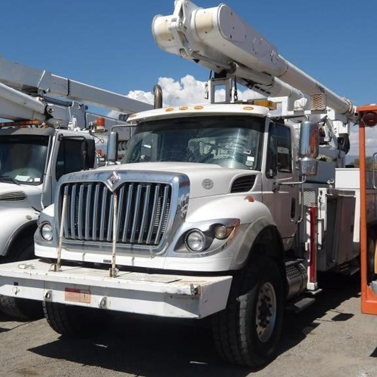 2008 INTERNATIONAL WORKSTAR 7600