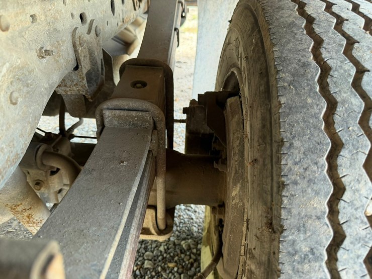 2004-ford-f450-image-51