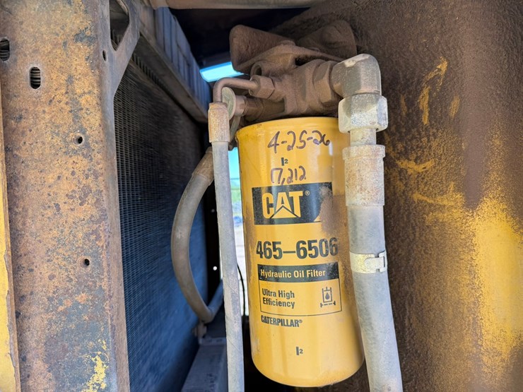 caterpillar-928g-image-45