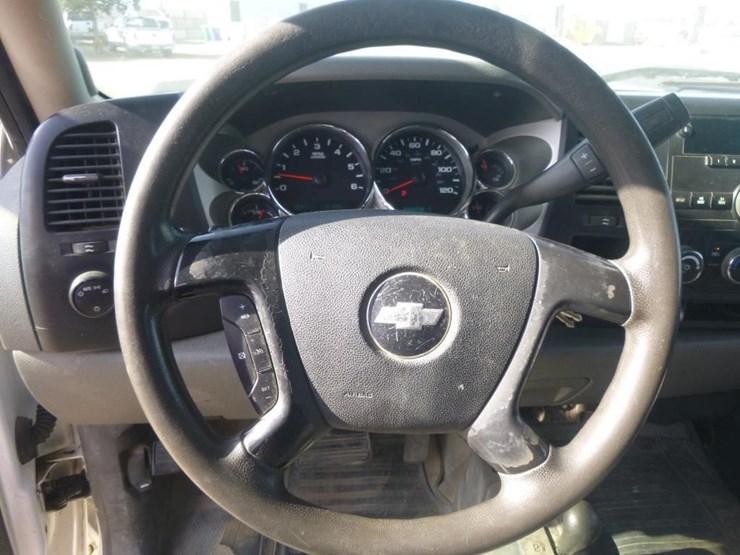 2008-chevrolet-2500-image-10
