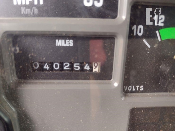2000-international-4700-image-8