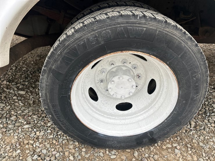 2006-ford-f550-image-71