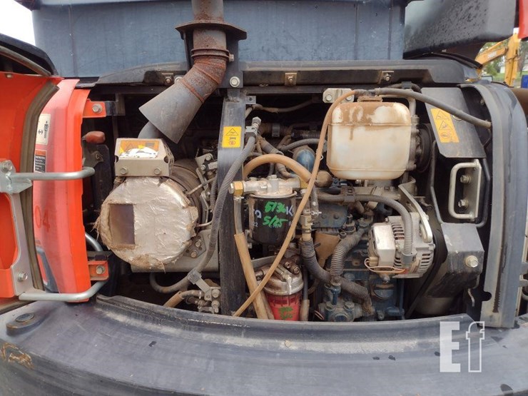 2016-kubota-kx040-4-image-34