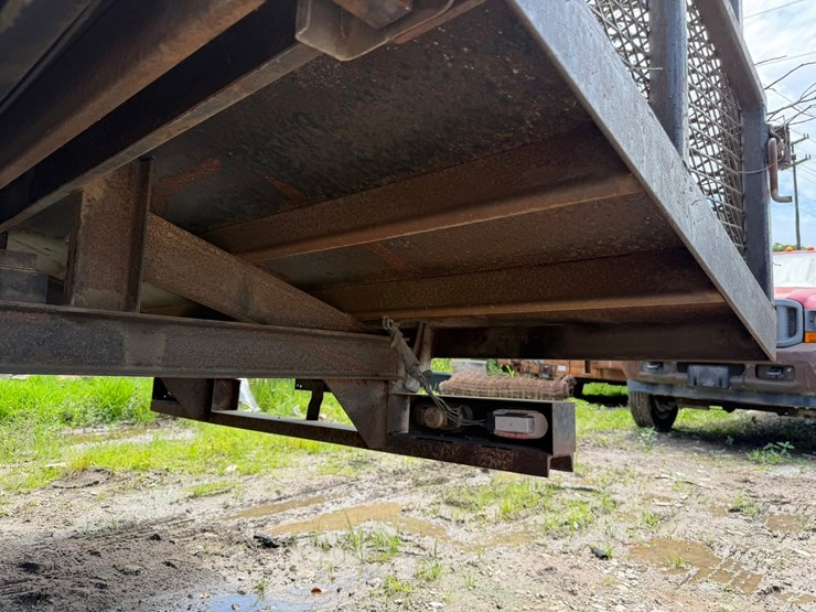 2004-ford-f450-image-53