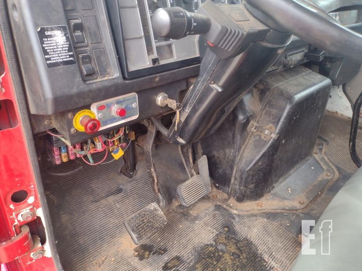 2000-international-4700-image-16