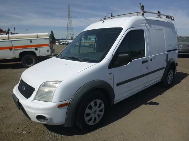 2012-ford-transit-connect-image-1