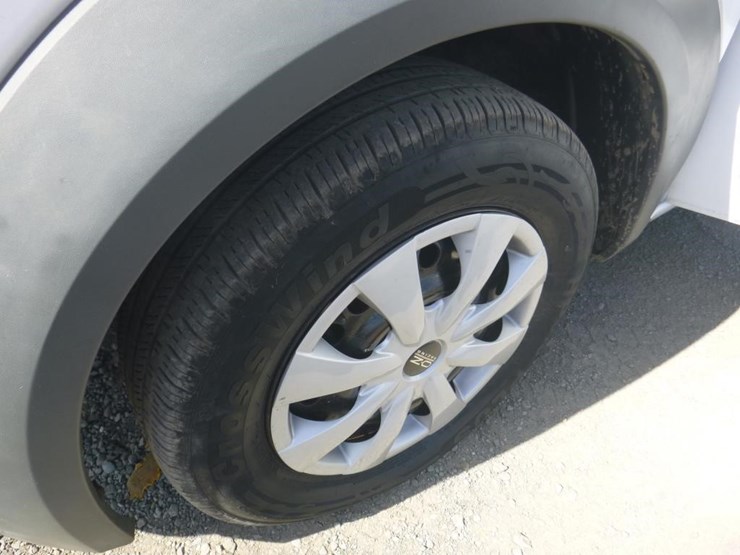 2012-ford-transit-connect-image-12