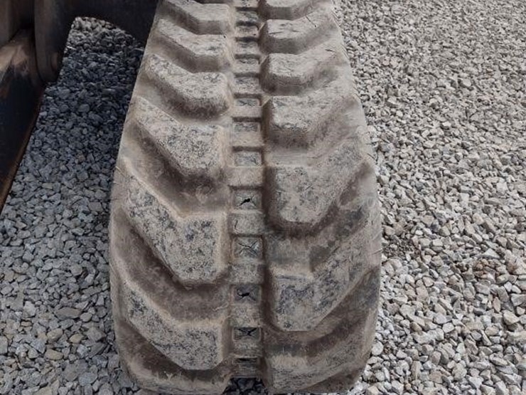 2015-deere-35g-image-15