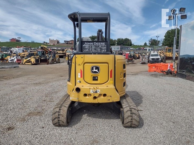 2021-deere-35g-image-4