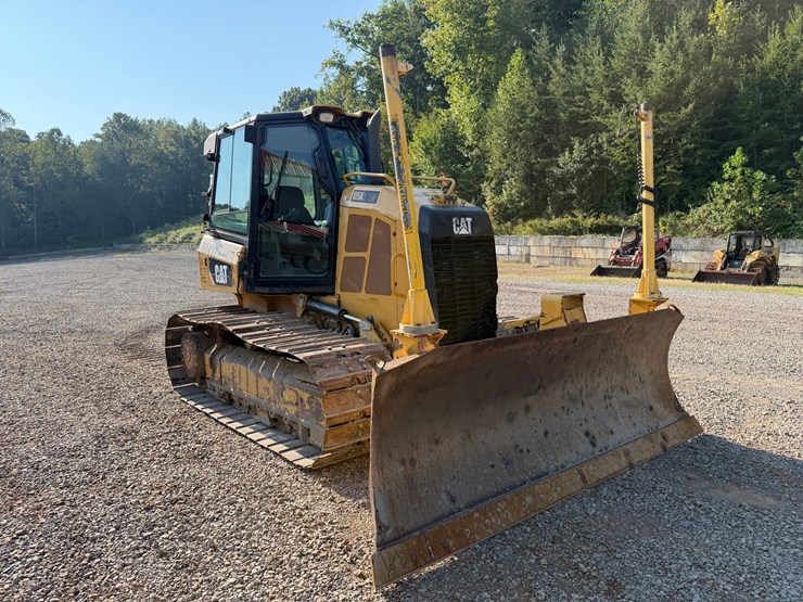 caterpillar-d5k2-lgp-image-7