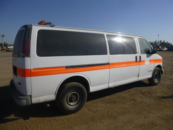 1999-gmc-3500-image-4