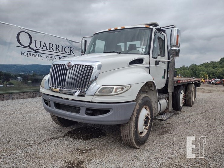 2011-international-durastar-4400-image-47