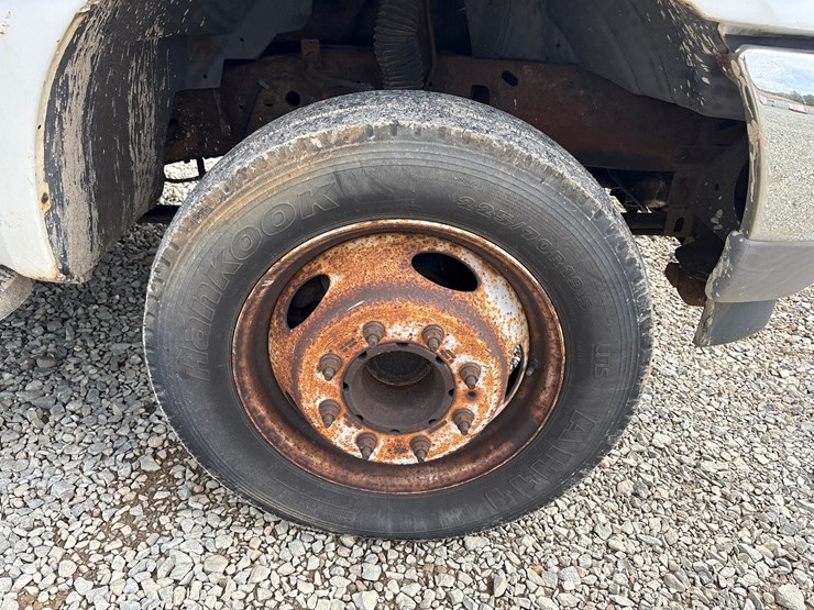 1999-ford-f550-image-55