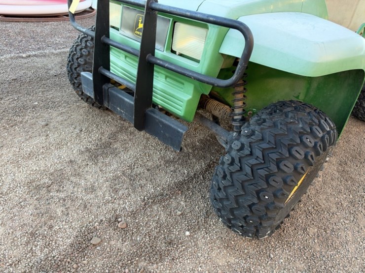 john-deere-gator-image-6