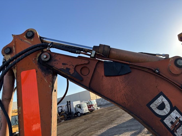 john-deere-310-image-21