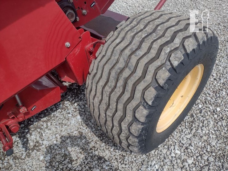 new-holland-roll-belt-450-image-8
