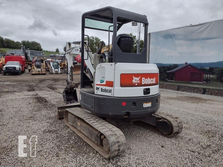 2012-bobcat-e35-image-33