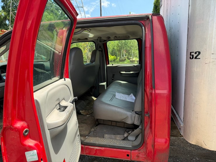 2004-ford-f450-image-36