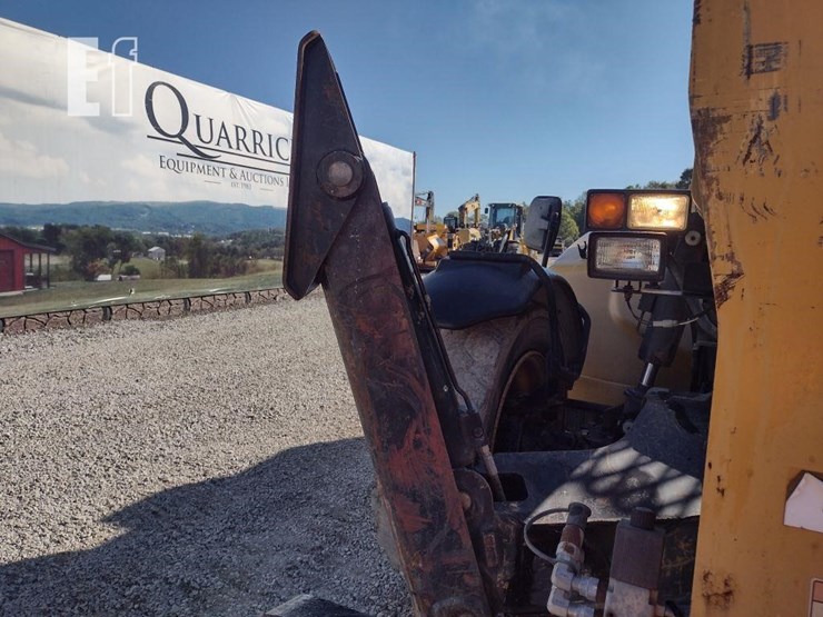 2011-caterpillar-tl1255-image-30
