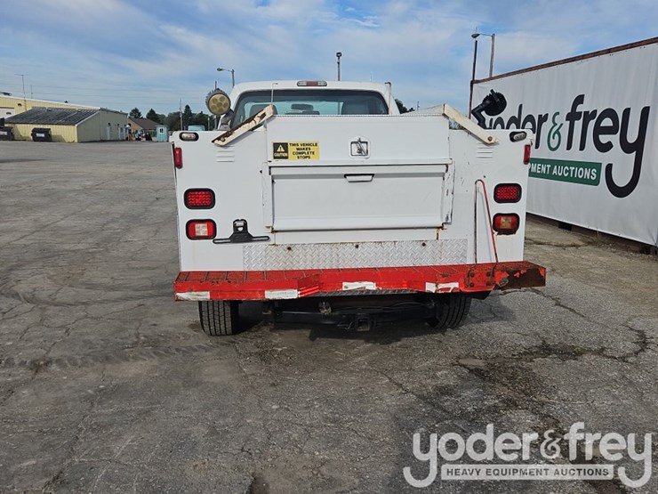 2016-ford-f350-image-5