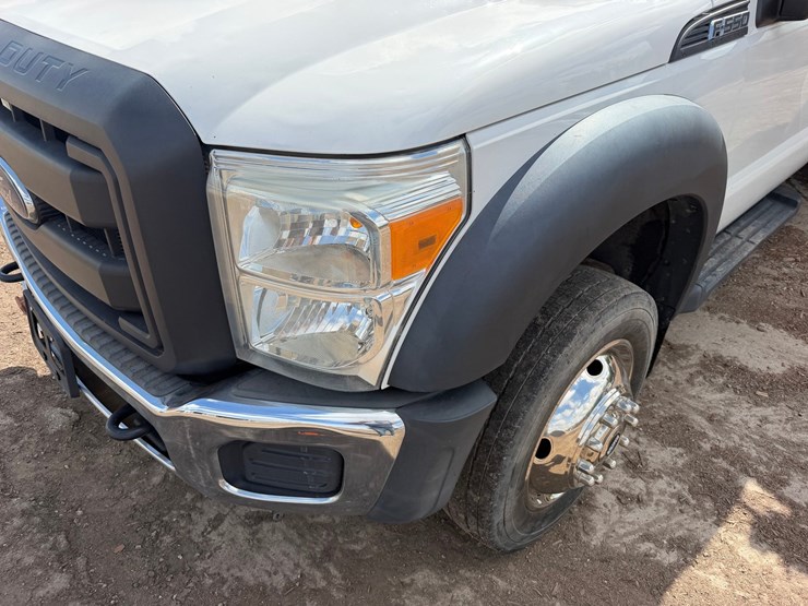 2015-ford-f550-image-9