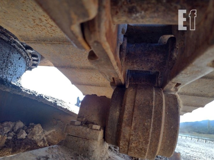 2005-deere-120c-image-27