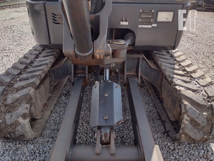 2018-bobcat-e32i-image-20