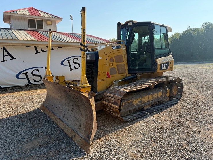 caterpillar-d5k2-lgp-image-1