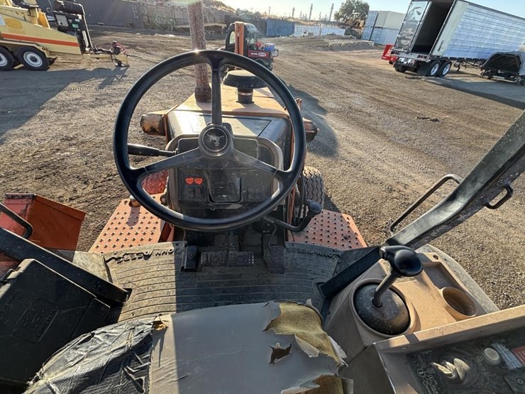 john-deere-310-image-34