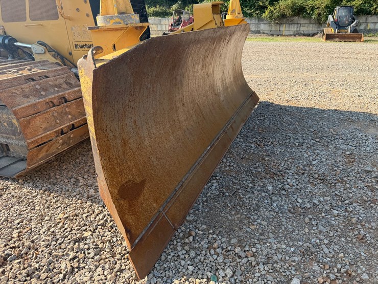 caterpillar-d5k2-lgp-image-11