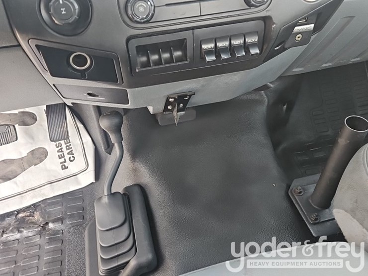 2016-ford-f350-image-43