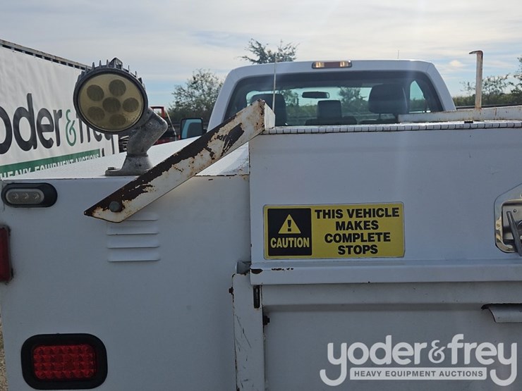 2016-ford-f350-image-30