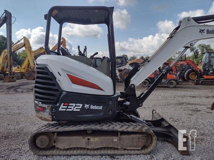 2018-bobcat-e32i-image-27