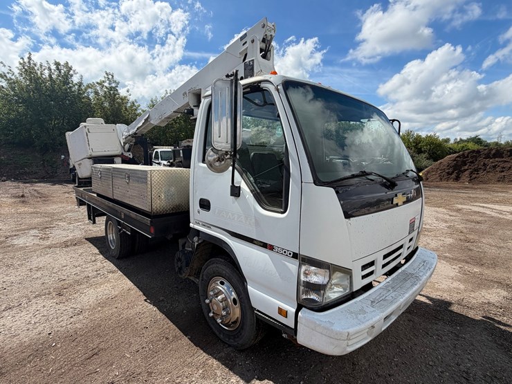 2006-chevrolet-w3500-image-7