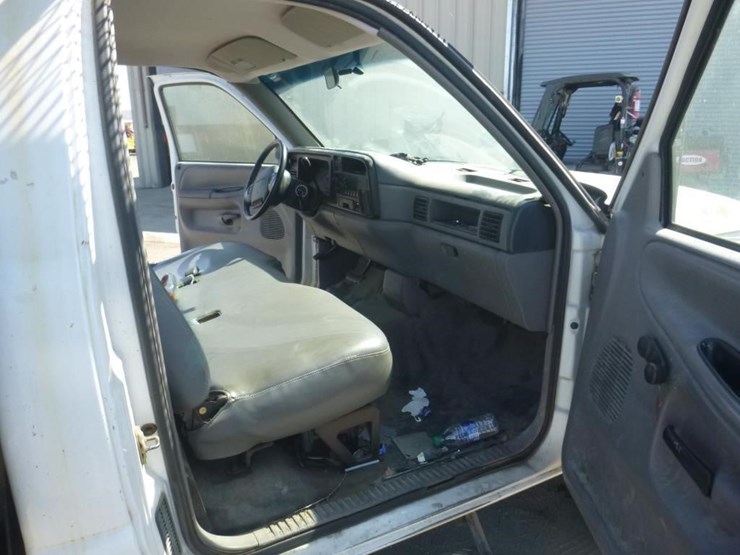 1996-dodge-ram-3500-image-6