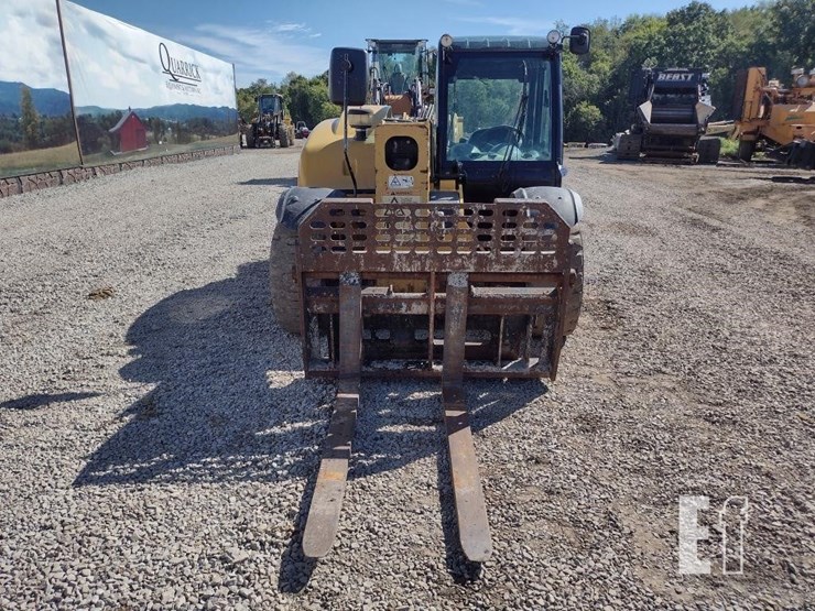 2011-caterpillar-th255-image-2