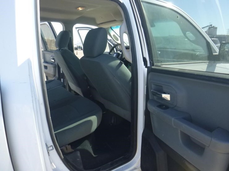 2018-dodge-1500-image-8