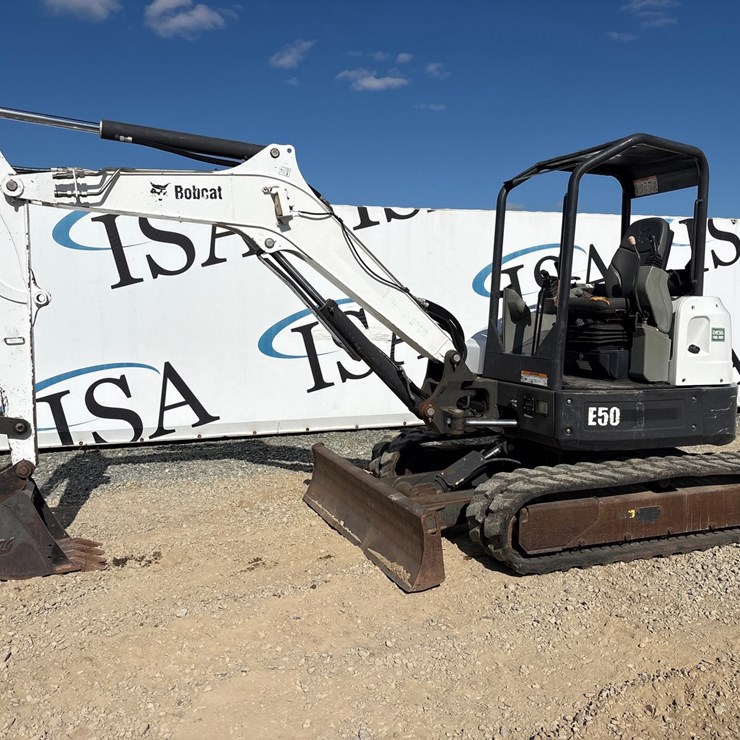 BOBCAT E50