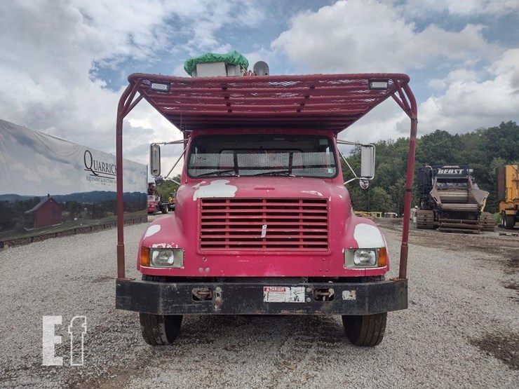 2000-international-4700-image-2
