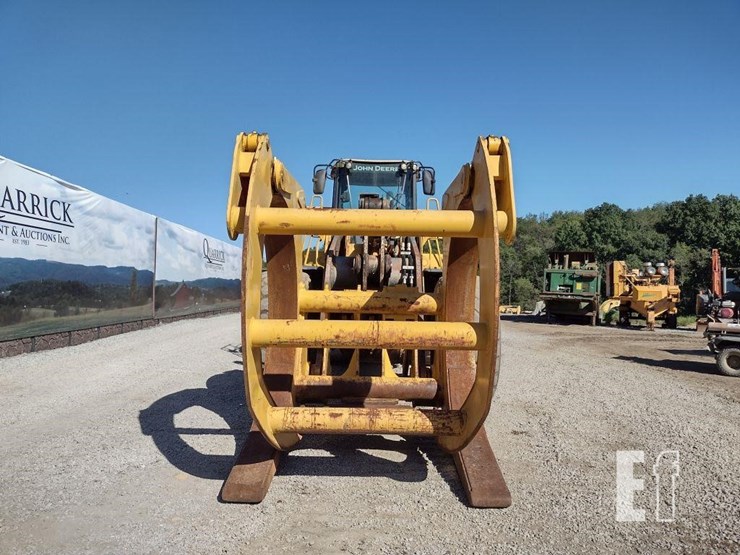 2012-deere-744k-image-2