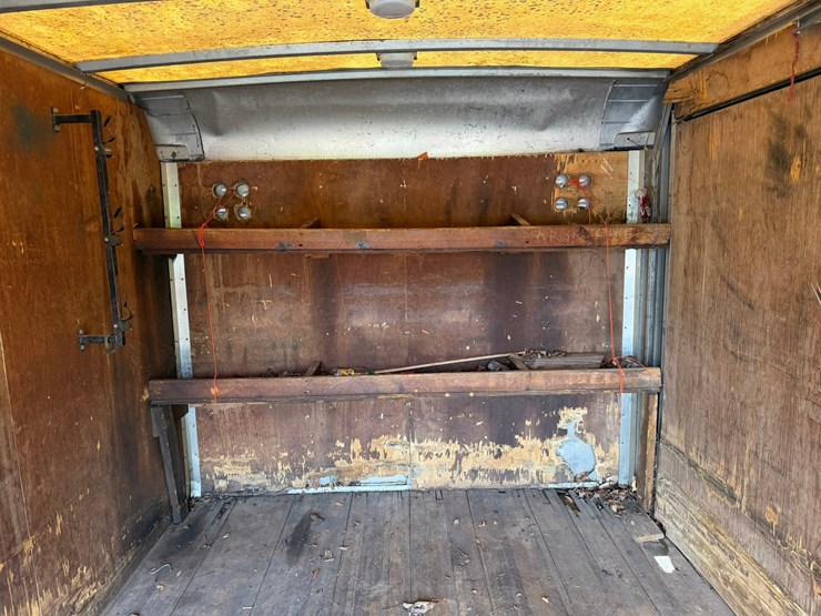 2001-ford-f450-image-21