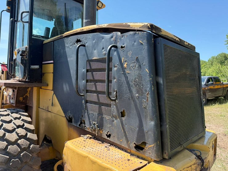 caterpillar-928g-image-50