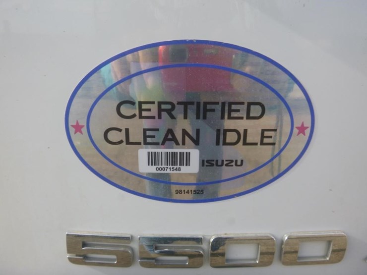 2017-chevrolet-5500-beverage-truck-image-19