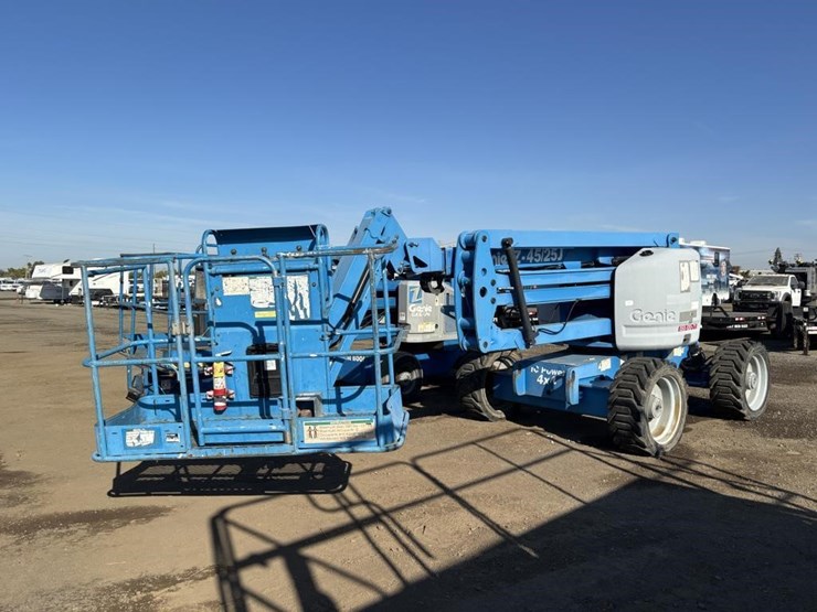 2009-genie-z-45/25-telescopic-boom-lift-image-1