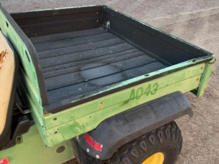 john-deere-gator-image-7