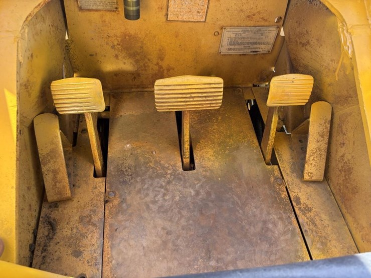 caterpillar-crawler-loader-image-29