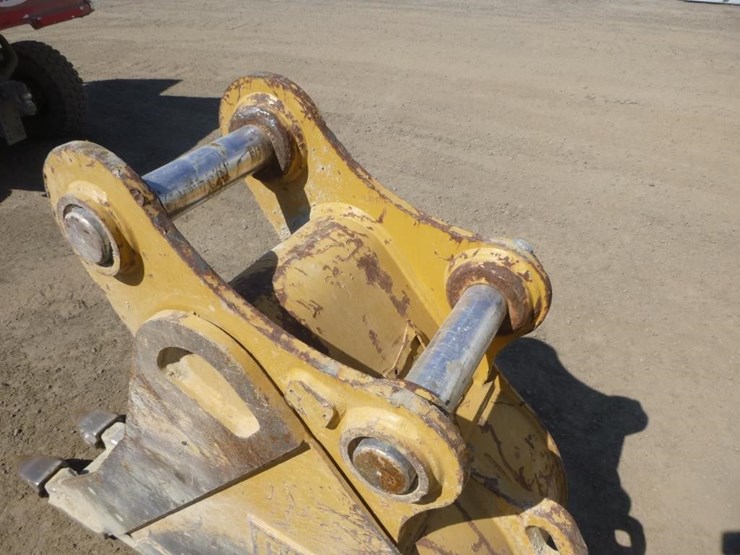 caterpillar-16-image-5