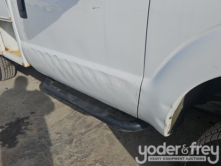 2016-ford-f350-image-33